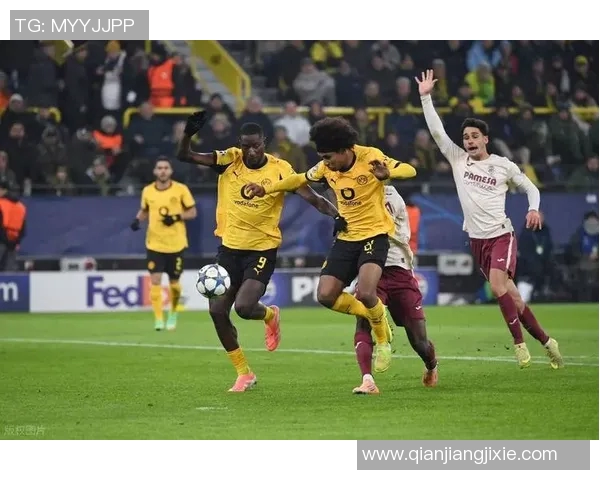 巴萨关注多特前锋吉拉西明夏解约金降至5000万欧元